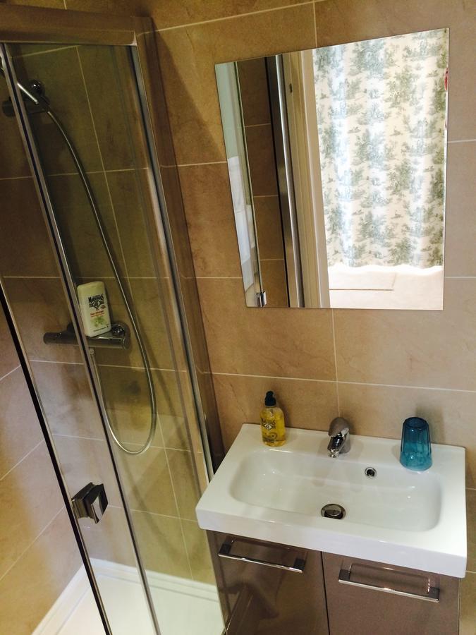 Bed and Breakfast La Cascade Estree-Wamin Екстер'єр фото