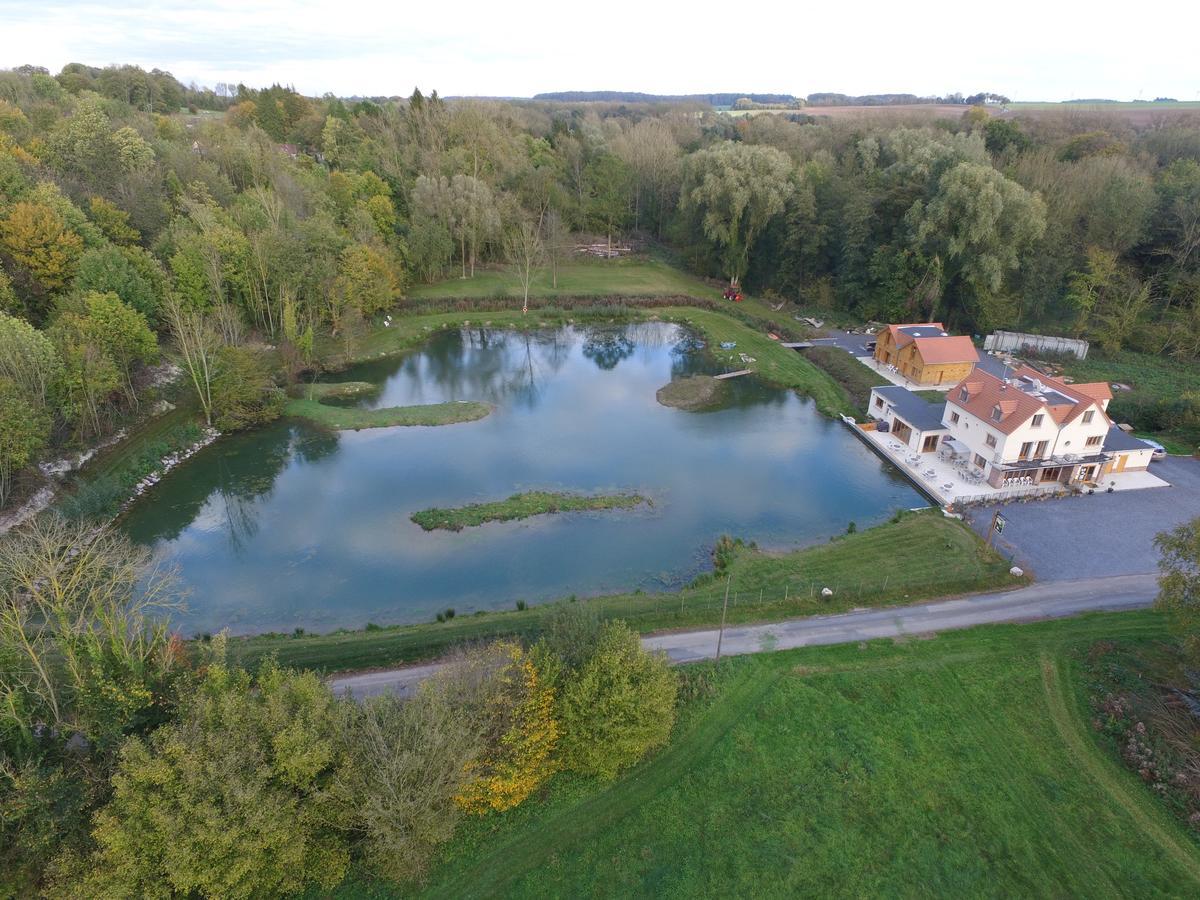Bed and Breakfast La Cascade Estree-Wamin Екстер'єр фото