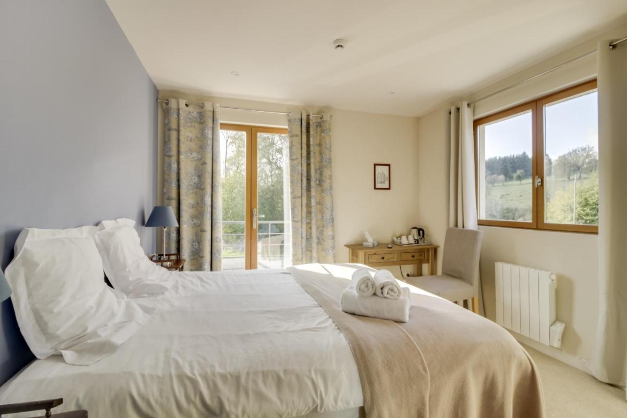 Bed and Breakfast La Cascade Estree-Wamin Екстер'єр фото